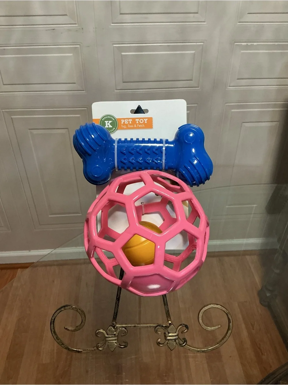 Kensington Multicolor Set Of  Cage Ball & Bone  With Loud Squeaker Set